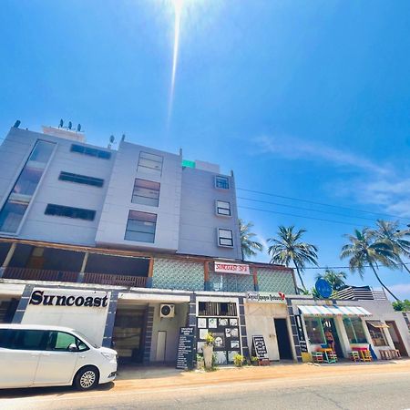 Suncoast Beach Hotel Мириса Екстериор снимка