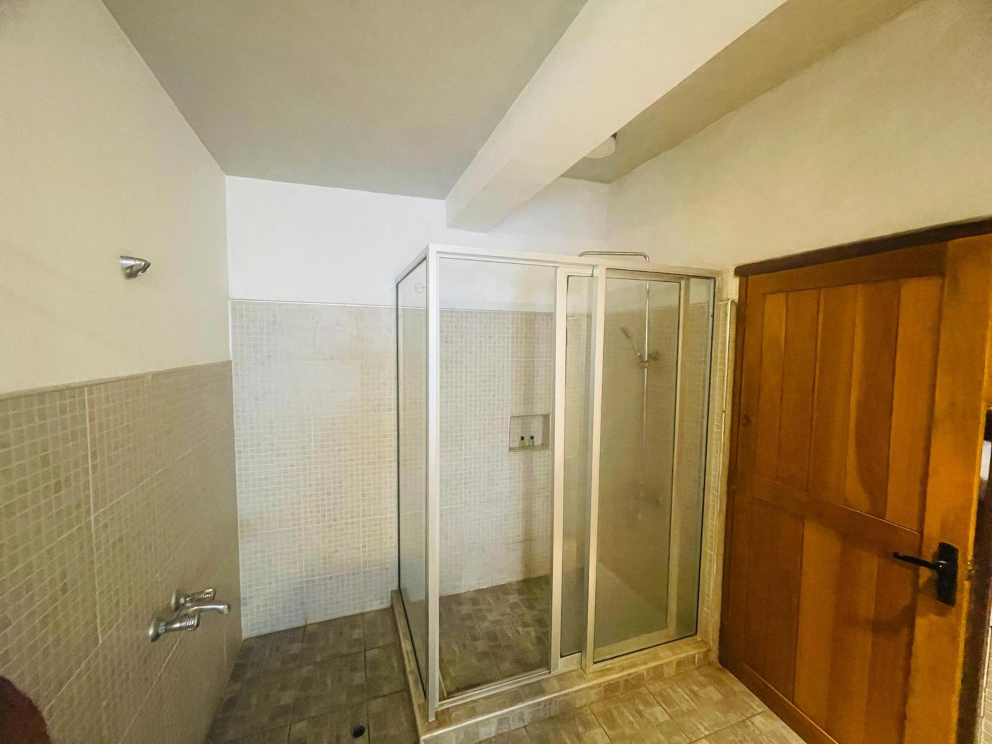 Suncoast Beach Hotel Мириса Екстериор снимка